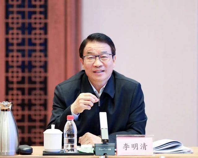 中央批准，陈新武、张伟履新职