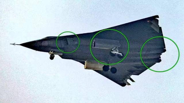 “歼-36”二号机曝光,多个设计被调整,中美六代机进展高下立判