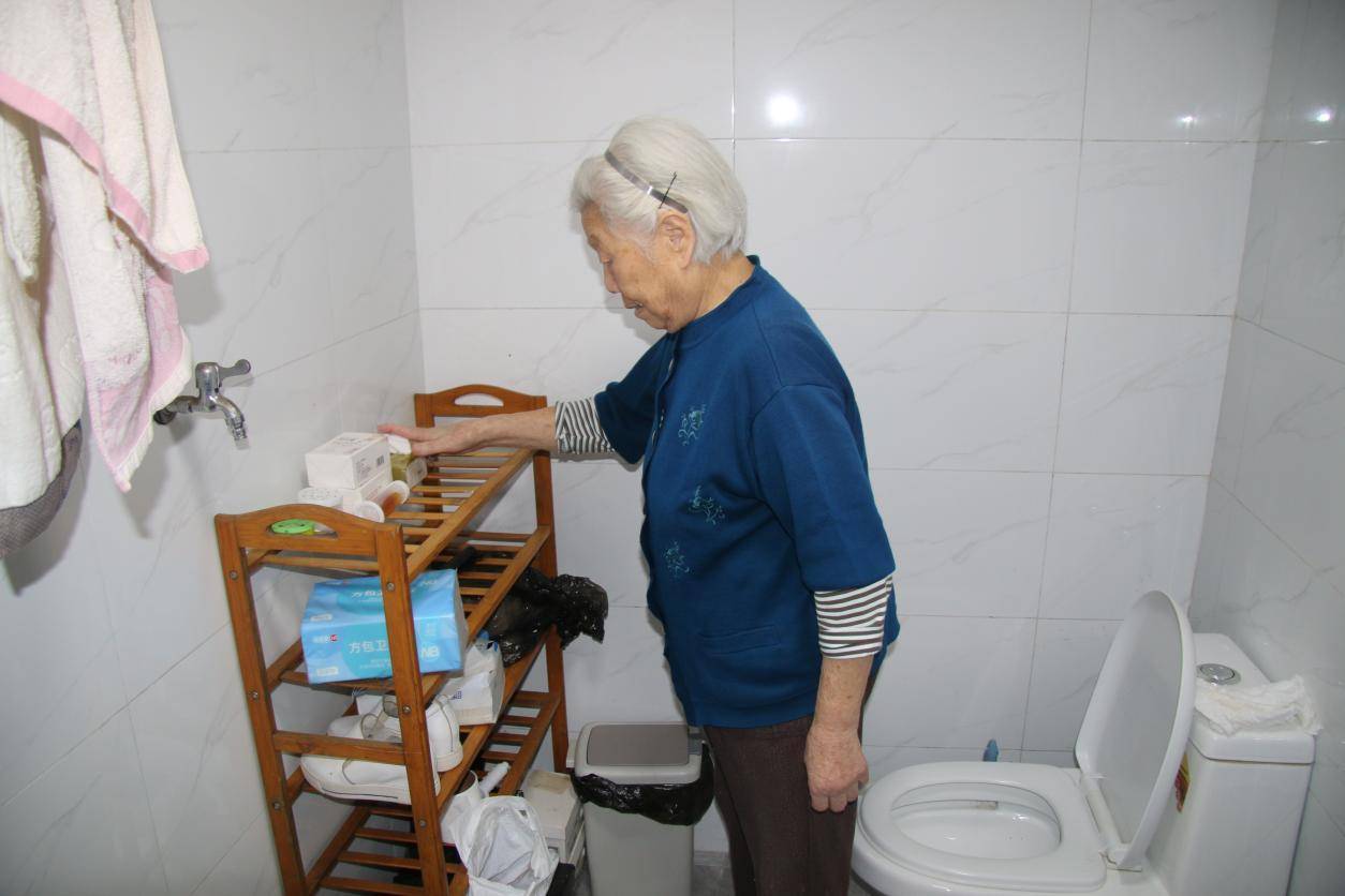 定海路街道丨告别“拎马桶”！“一户都不能放弃”